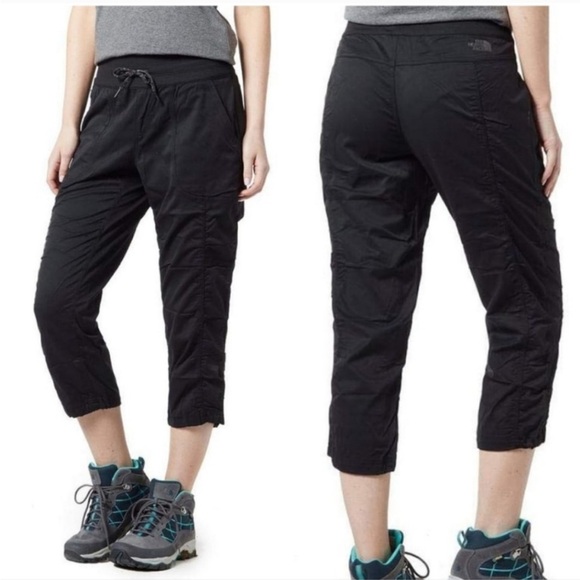 The North Face Pants - The North Face Cropped Black Hiking Pants Stretch Pull On Waist Size Large